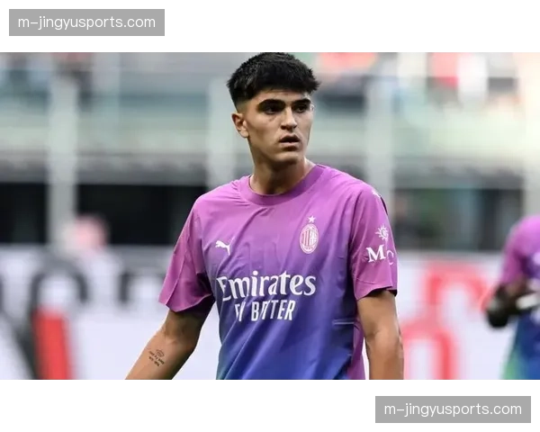 欧联杯：AC米兰远征葡萄牙挑战本菲卡，皮奥利面临帅位压力